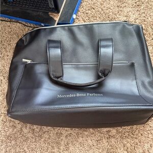 Mercedes-Benz Parfums travel